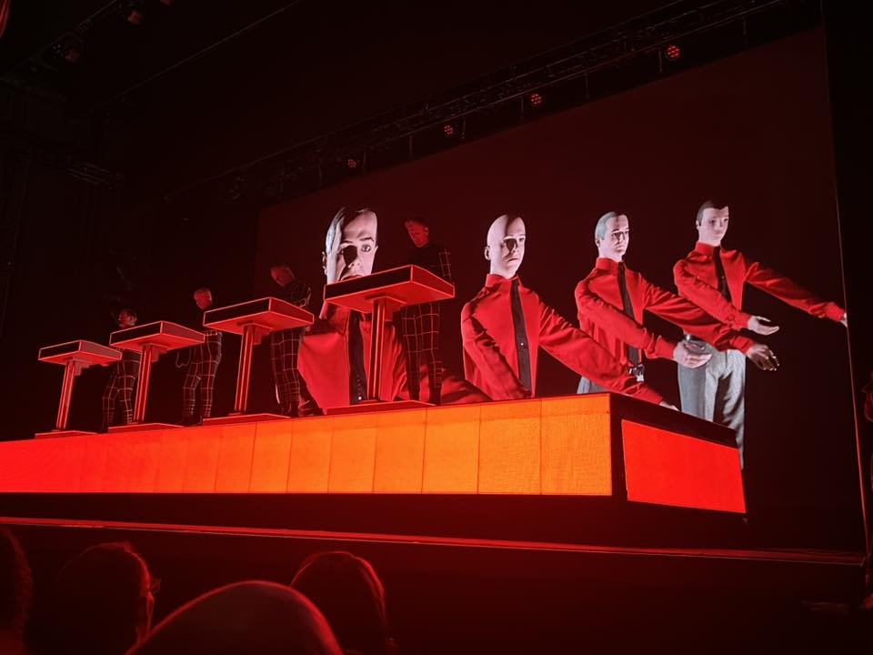 Kraftwerk2025-04-04EncoreTheaterLasVegasNV (11).jpg